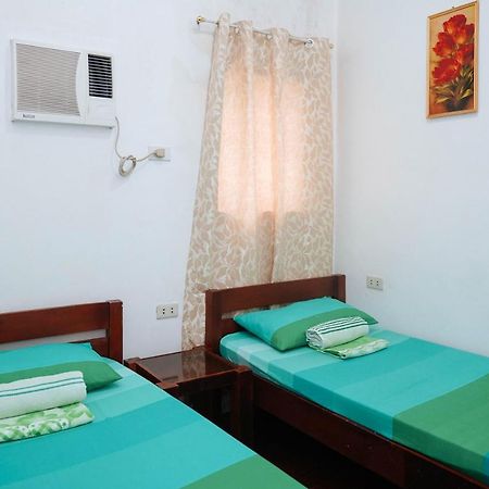 C Star Travellers Inn Oslob Ngoại thất bức ảnh