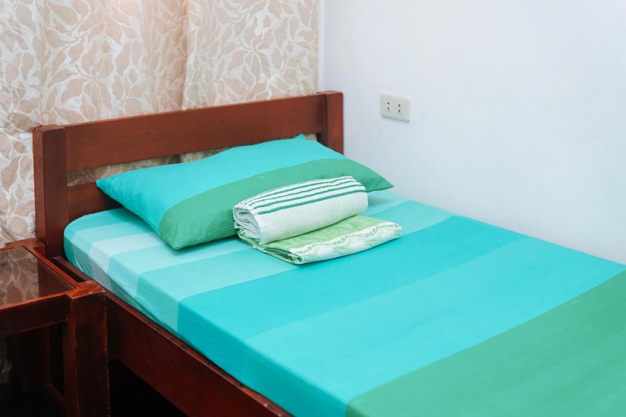 C Star Travellers Inn Oslob Ngoại thất bức ảnh