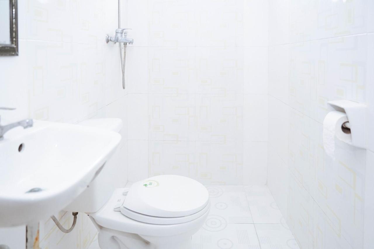 C Star Travellers Inn Oslob Phòng bức ảnh